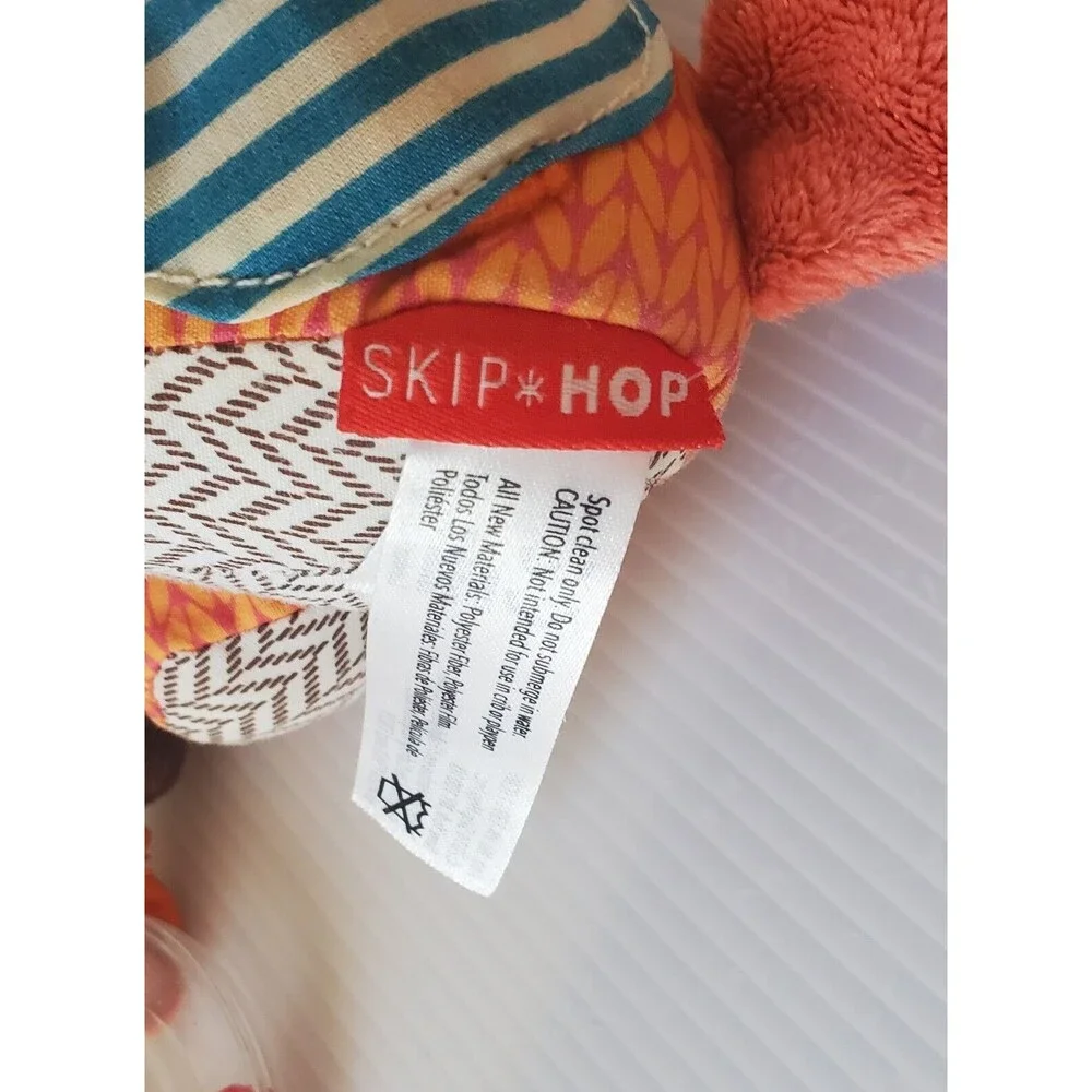 Skip Hop Bandana Buddies Activity Animal Fox Teething Rattle Baby Toy Clip N Go